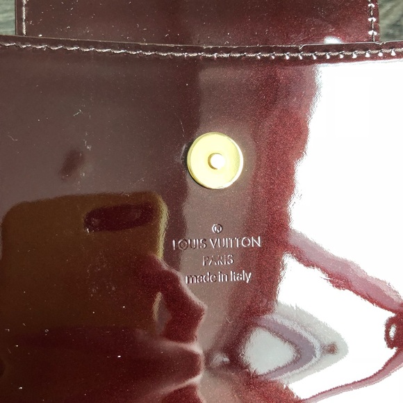 Louis Vuitton Sobe Clutch Plum Purple Vernis - Picture 7 of 7